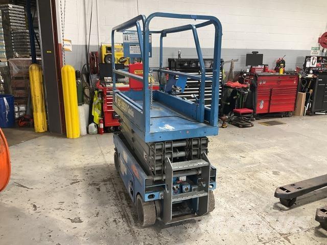 Genie GS-1930 Scheren-Arbeitsbühnen