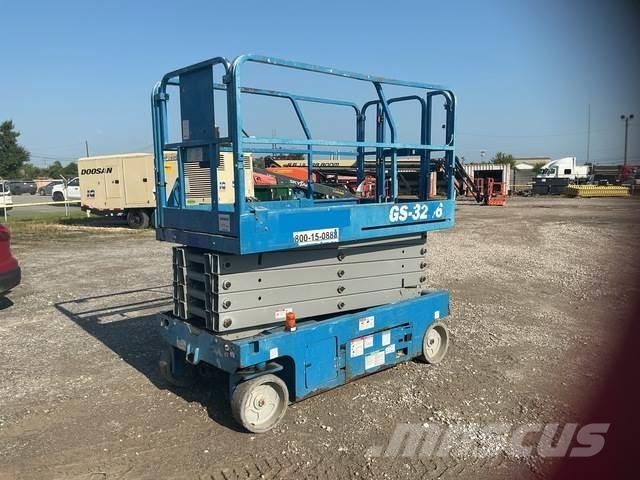 Genie GS-3246 Scheren-Arbeitsbühnen
