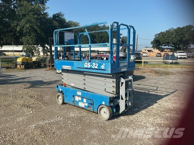 Genie GS-3246 Scheren-Arbeitsbühnen