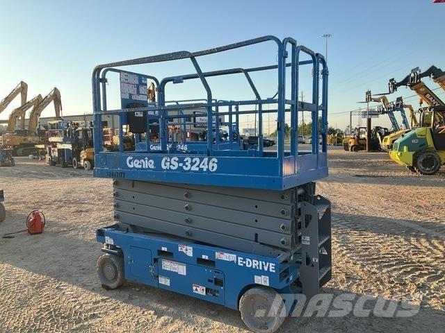 Genie GS-3246 Scheren-Arbeitsbühnen