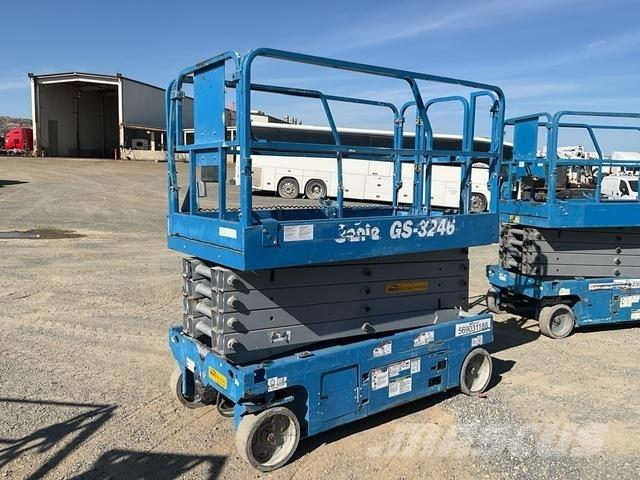 Genie GS-3246 Scheren-Arbeitsbühnen