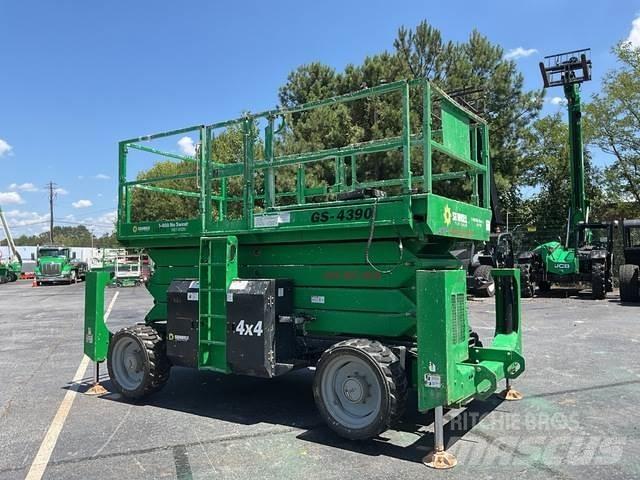 Genie GS-4390 Scheren-Arbeitsbühnen