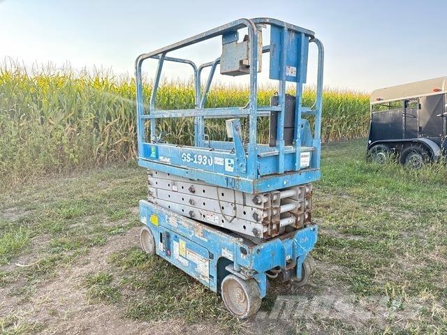 Genie GS1930 Scheren-Arbeitsbühnen