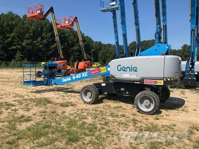 Genie S-40XC Teleskopbühnen
