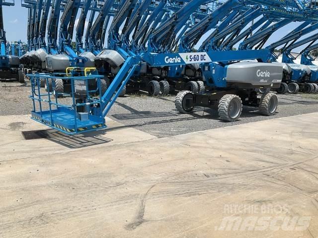 Genie S-60 DC Sonstige Baumaschinen