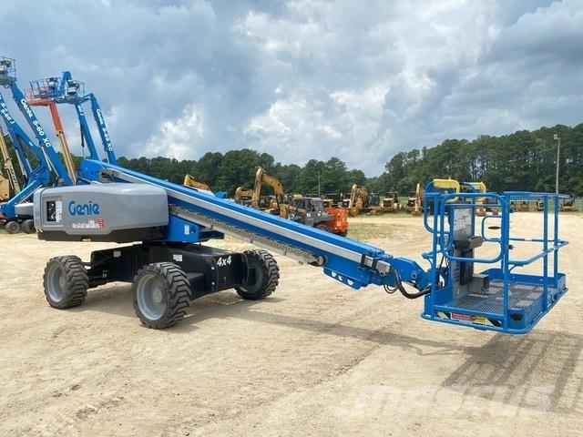 Genie S-60XC Teleskopbühnen
