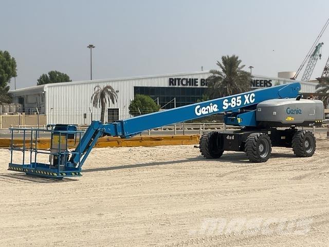 Genie S85 XC Teleskopbühnen