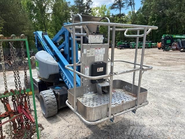 Genie Z-33/18 Gelenkteleskoparbeitsbühnen