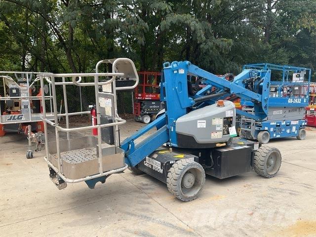 Genie Z-33/18 Gelenkteleskoparbeitsbühnen