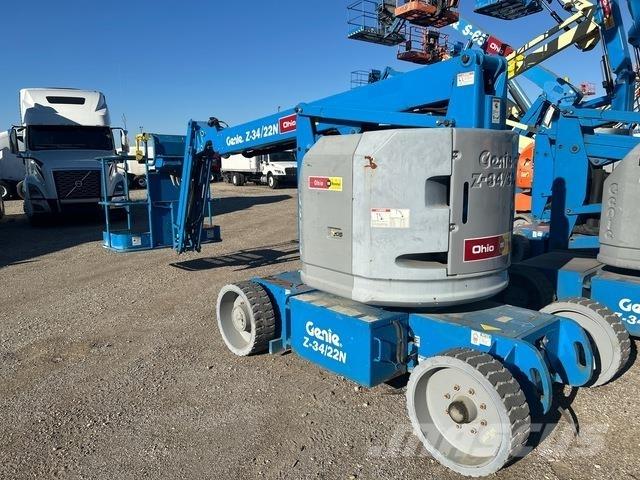Genie Z-34/22N Gelenkteleskoparbeitsbühnen