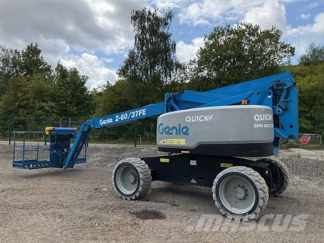 Genie Z60/37 Gelenkteleskoparbeitsbühnen