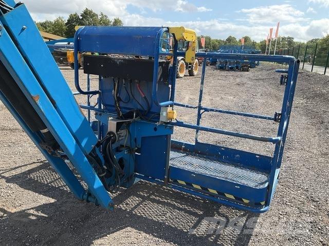 Genie Z60/37 Gelenkteleskoparbeitsbühnen