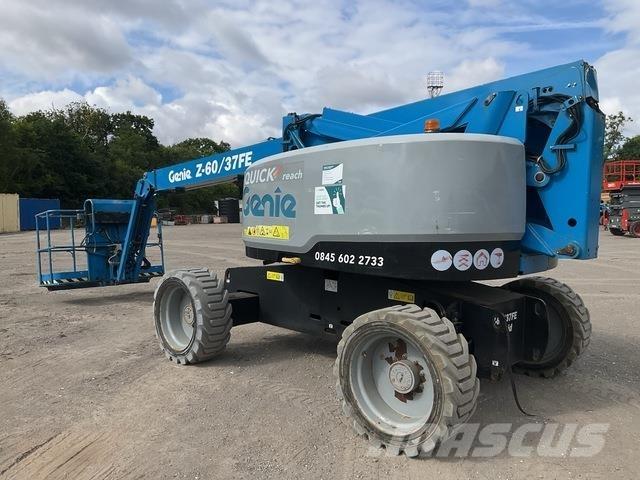 Genie Z60/37 Gelenkteleskoparbeitsbühnen