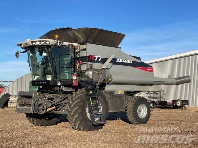 Gleaner S77 Mähdrescher