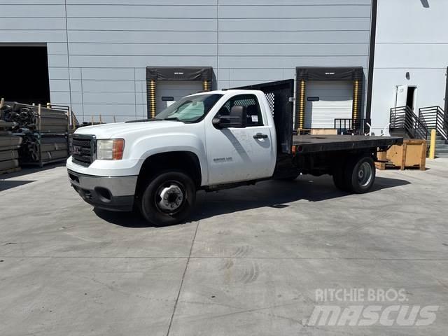 GMC 3500 Pritschenwagen/Pritschenwagen mit Seitenklappe