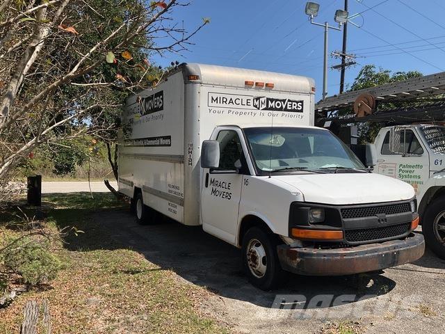 GMC Savana Kastenaufbau