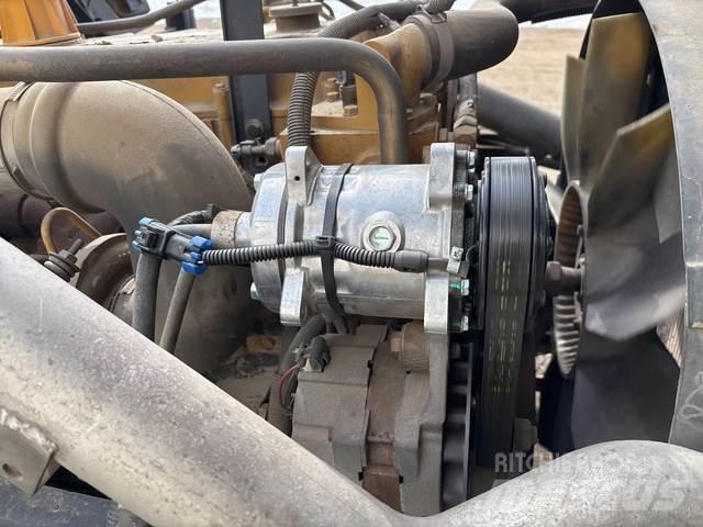 GMC T7500 Sonstige Baumaschinen