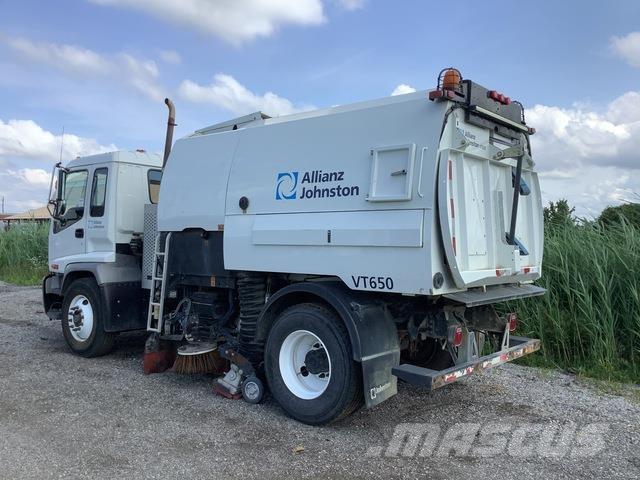 GMC T7F042 Kehrmaschine