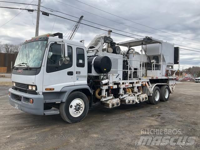GMC T8500 Kommunal-Sonderfahrzeuge