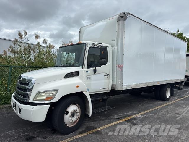 Hino 238 Kastenaufbau