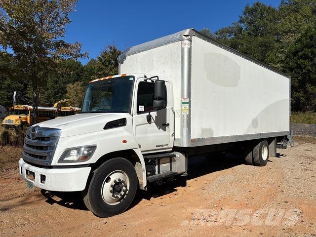 Hino 268 Kastenaufbau