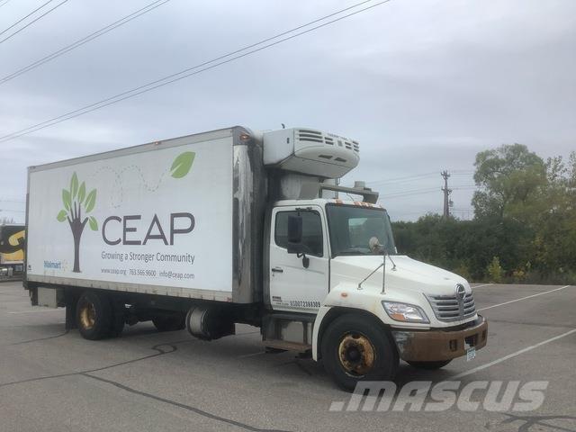 Hino 338 Kühlkoffer