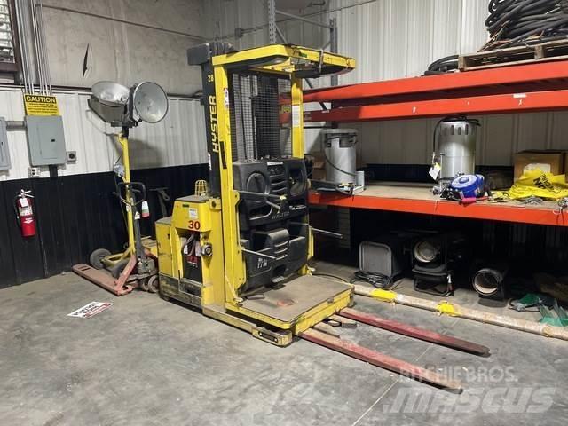 Hyster R30XMS Elektro Stapler
