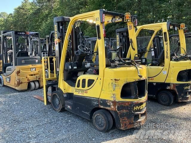 Hyster S60FT Sonstige Baumaschinen