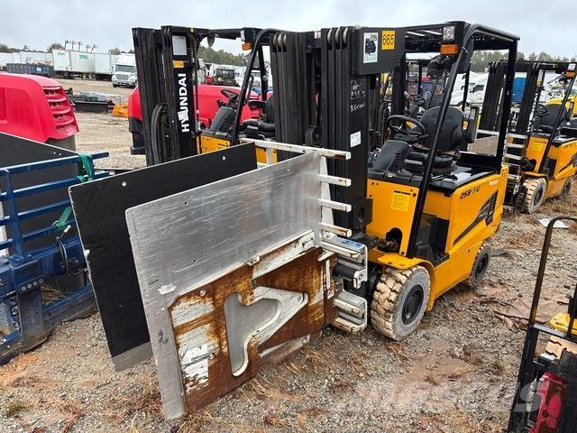 Hyundai 25B-9U Elektro Stapler