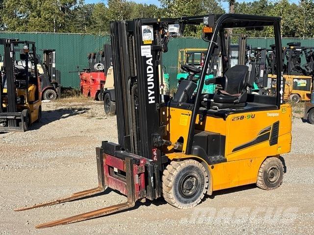 Hyundai 25B-9U Elektro Stapler