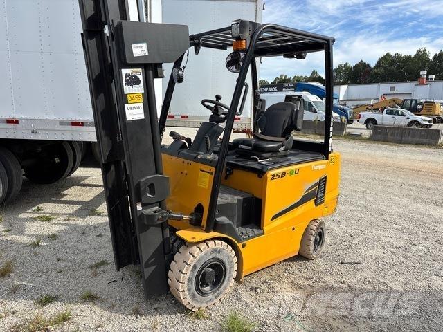 Hyundai 25B-9U Elektro Stapler