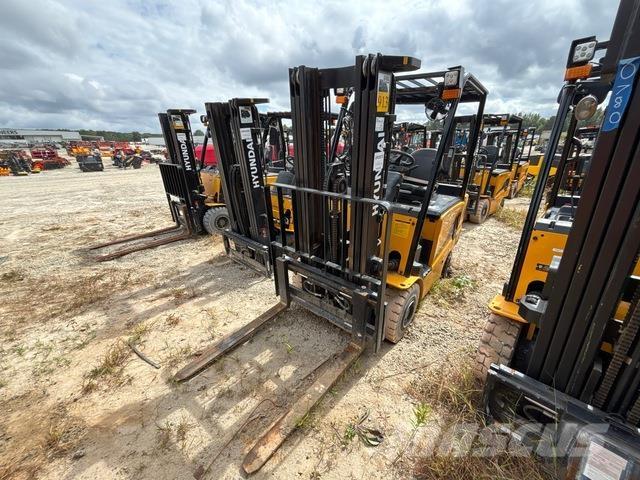 Hyundai 25B-9U Elektro Stapler