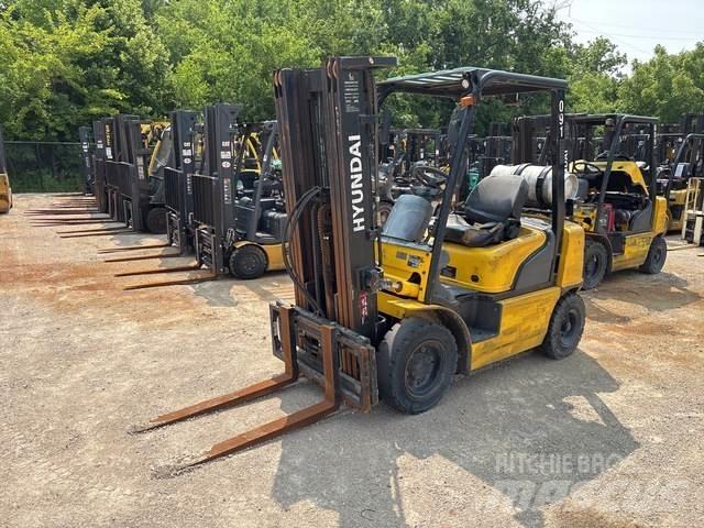Hyundai 25L-7A Sonstige Baumaschinen