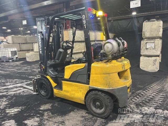 Hyundai 25L-7A Sonstige Baumaschinen
