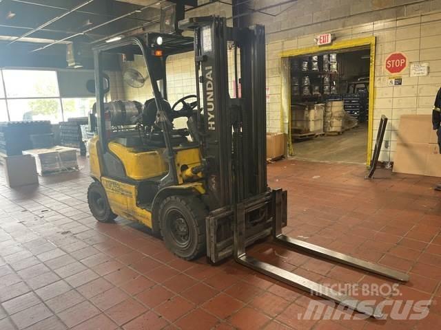 Hyundai 25L-7A Sonstige Baumaschinen