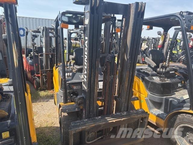 Hyundai 30D-9 Andere Gabelstapler