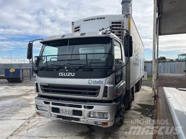 Isuzu 330 GIGA Sonstige Baumaschinen