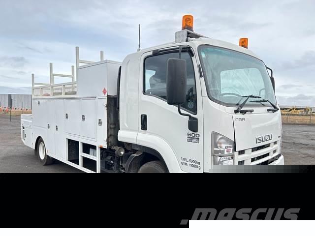 Isuzu FRR 600 Bergungsfahrzeuge