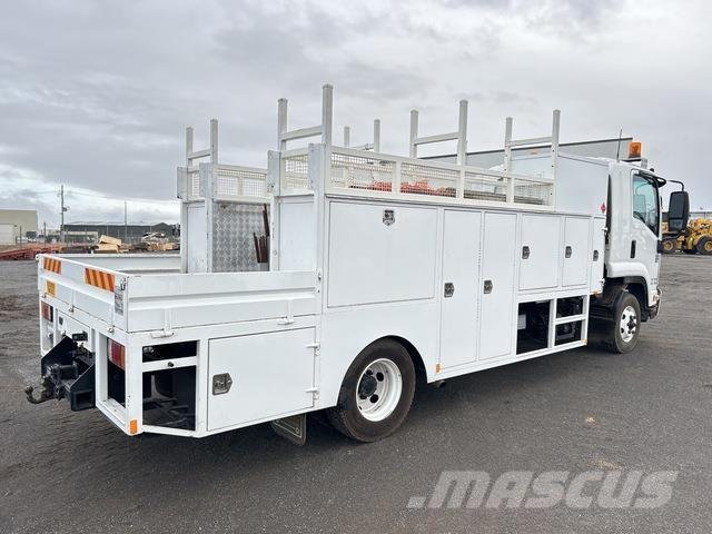 Isuzu FRR 600 Bergungsfahrzeuge