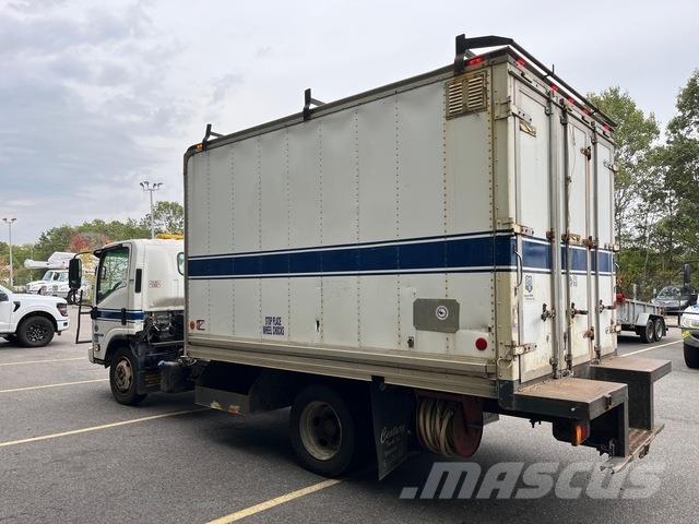 Isuzu NQR Kastenaufbau