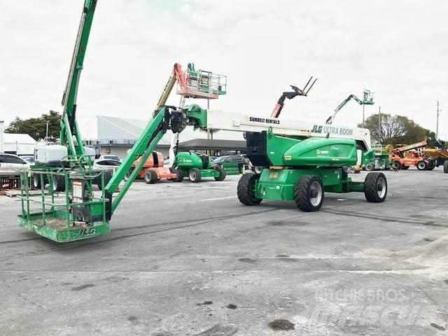 JLG 1250AJP Gelenkteleskoparbeitsbühnen