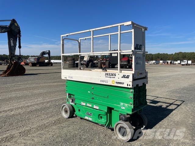 JLG 2632ES Scheren-Arbeitsbühnen