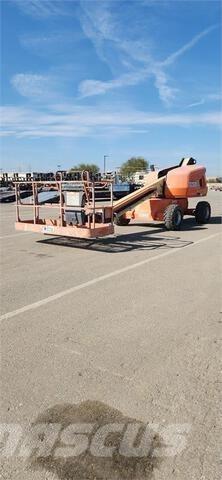 JLG 400S Teleskopbühnen