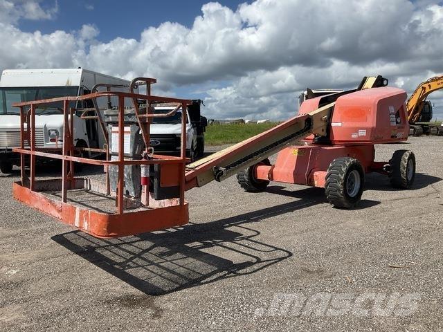 JLG 400S Teleskopbühnen