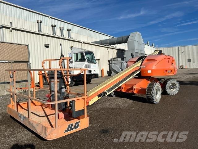 JLG 400S Teleskopbühnen