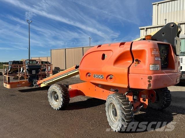 JLG 400S Teleskopbühnen