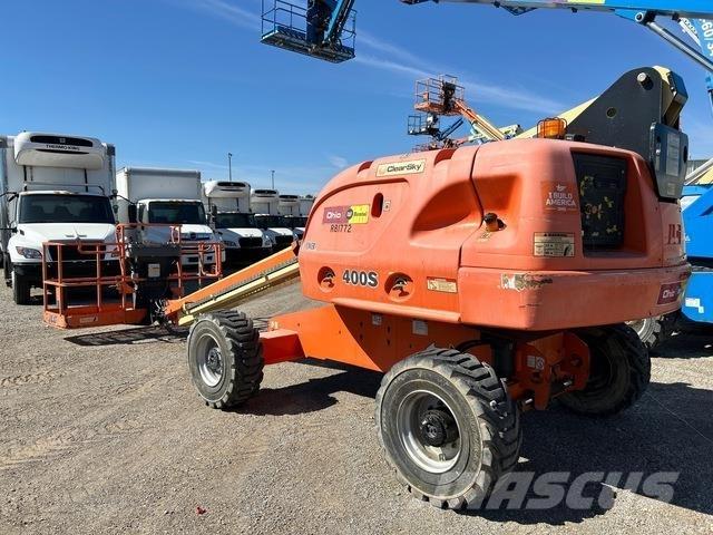 JLG 400S Teleskopbühnen
