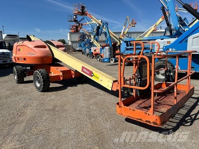 JLG 400S Teleskopbühnen