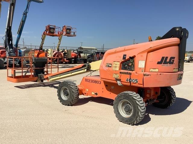JLG 400S Teleskopbühnen