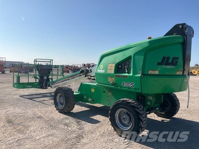 JLG 400S Teleskopbühnen